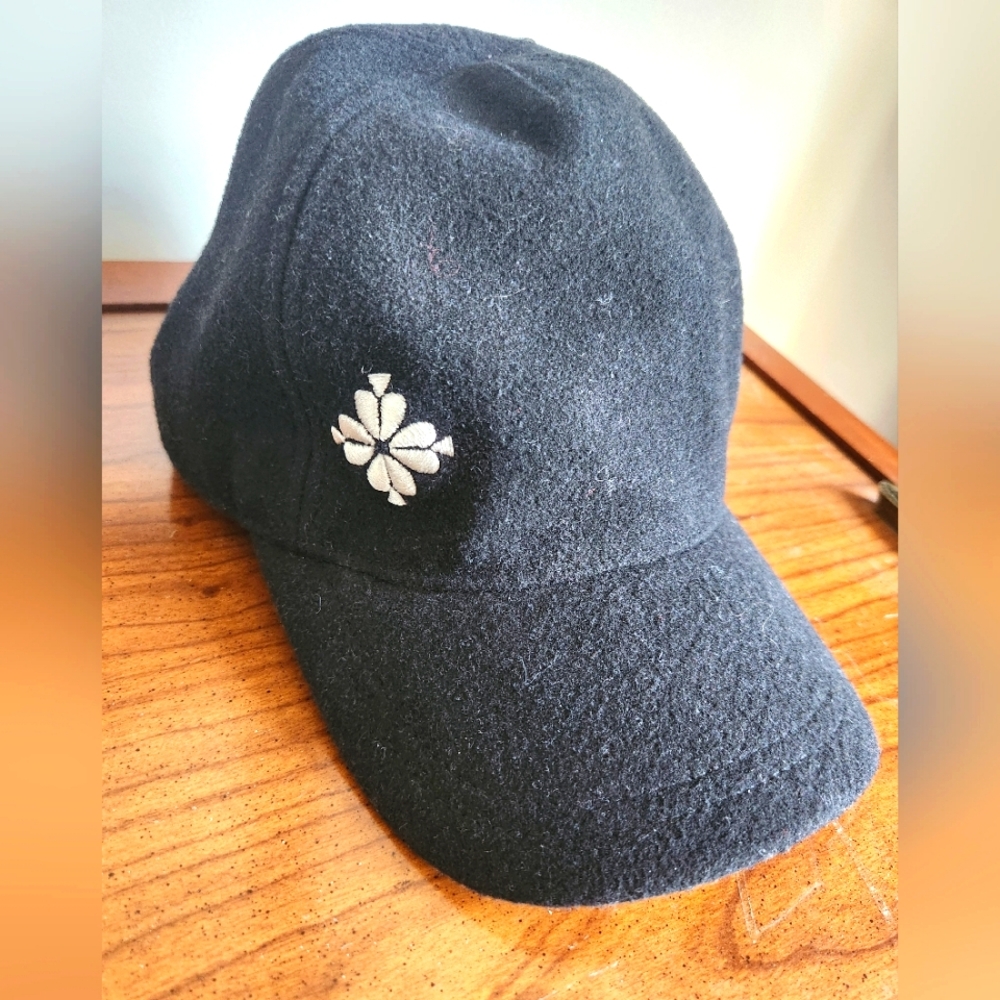 Kate Spade Black Wool Cap with White Flower